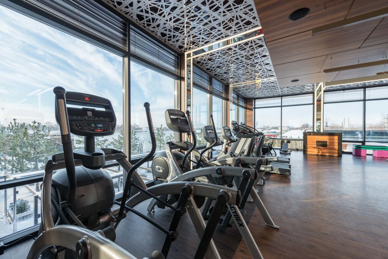 Riviera Zoloche Resort & Spa Vishenki  外观 照片