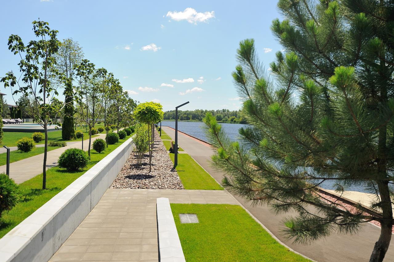 Riviera Zoloche Resort & Spa Vishenki  外观 照片