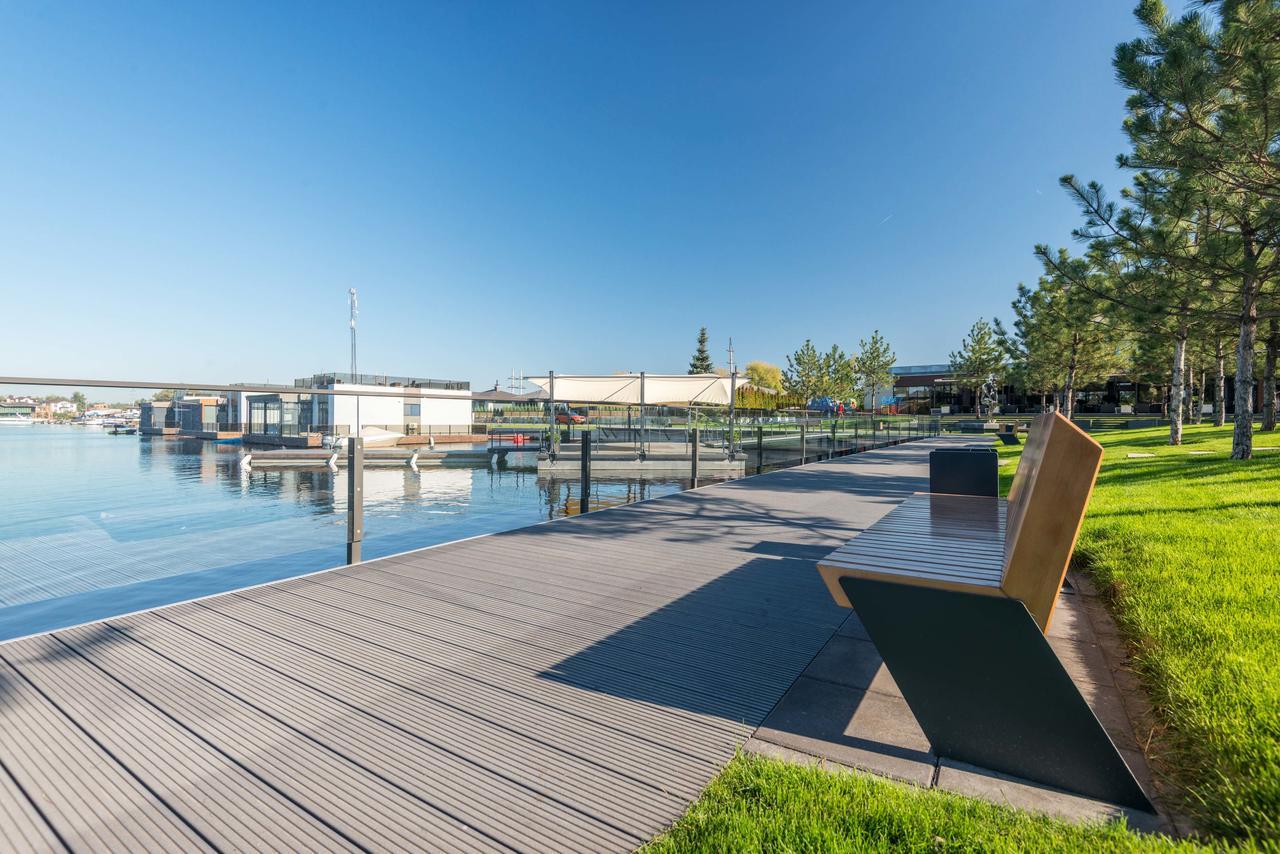 Riviera Zoloche Resort & Spa Vishenki  外观 照片
